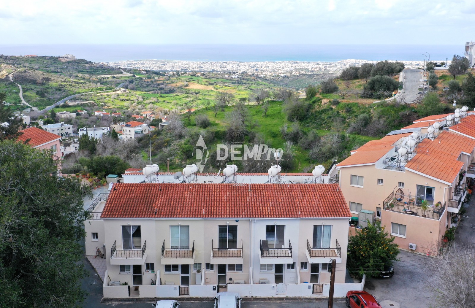 For Sale 2 Bedroom Townhouse in 