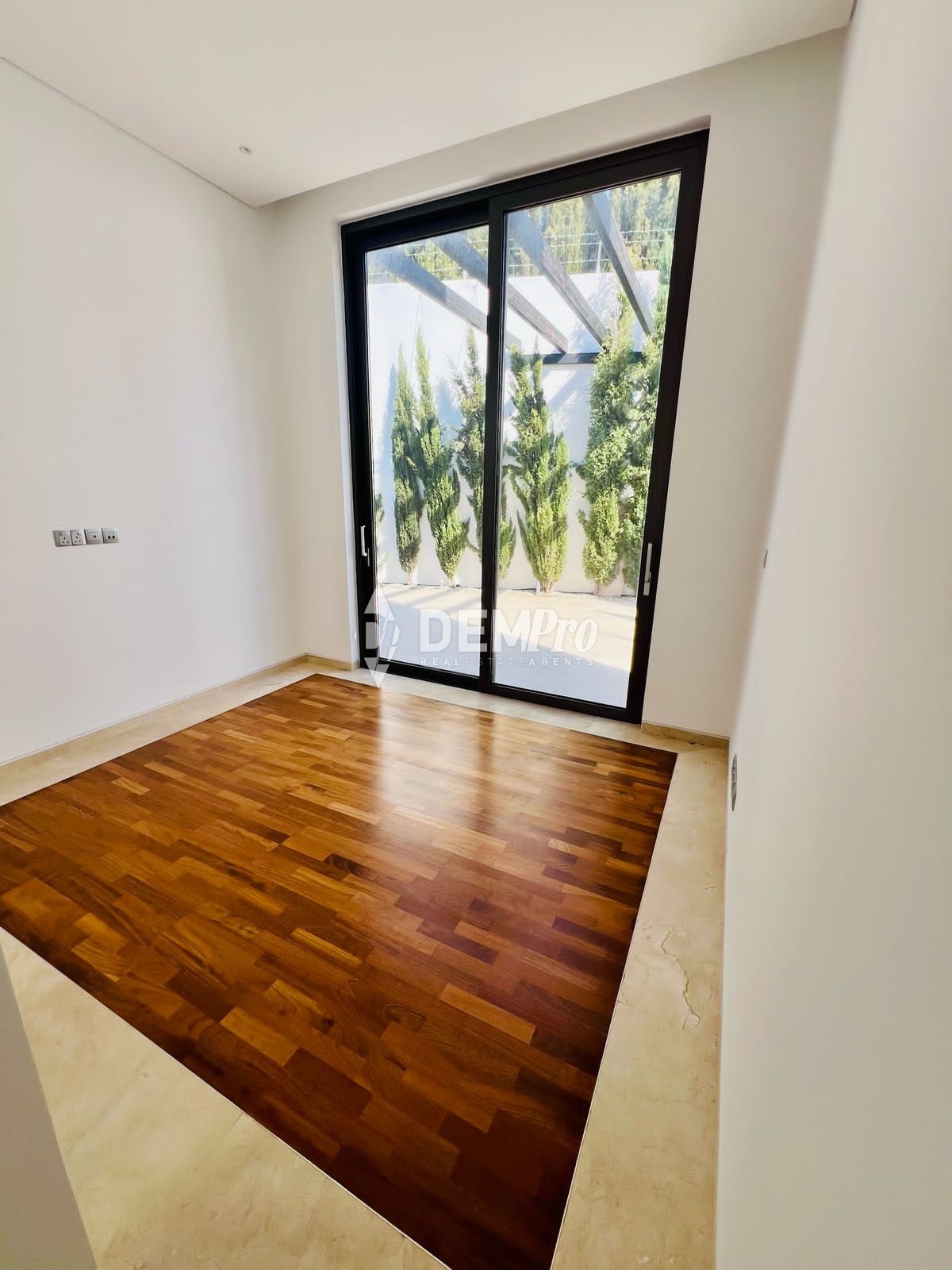 For Sale 5 Bedroom Luxury Villa in Cap St George - Sea Caves