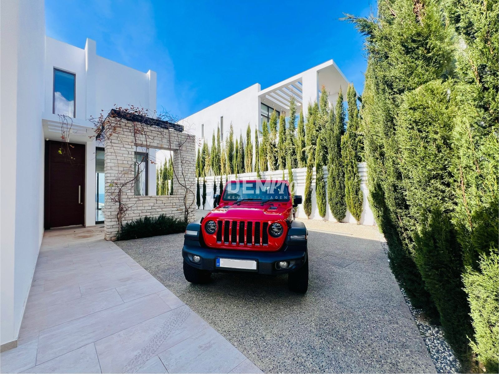 For Sale 5 Bedroom Luxury Villa in Cap St George - Sea Caves