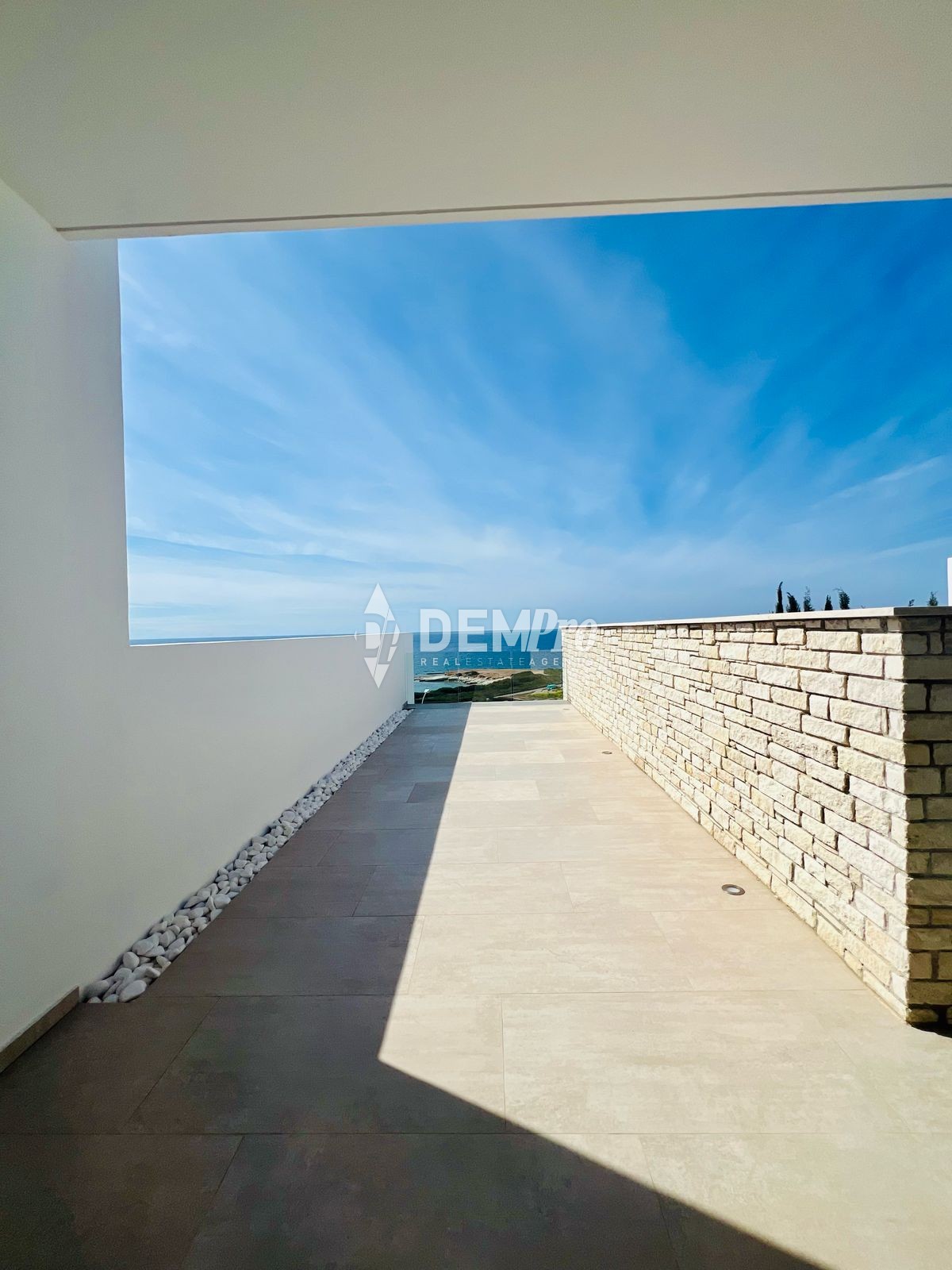For Sale 5 Bedroom Luxury Villa in Cap St George - Sea Caves