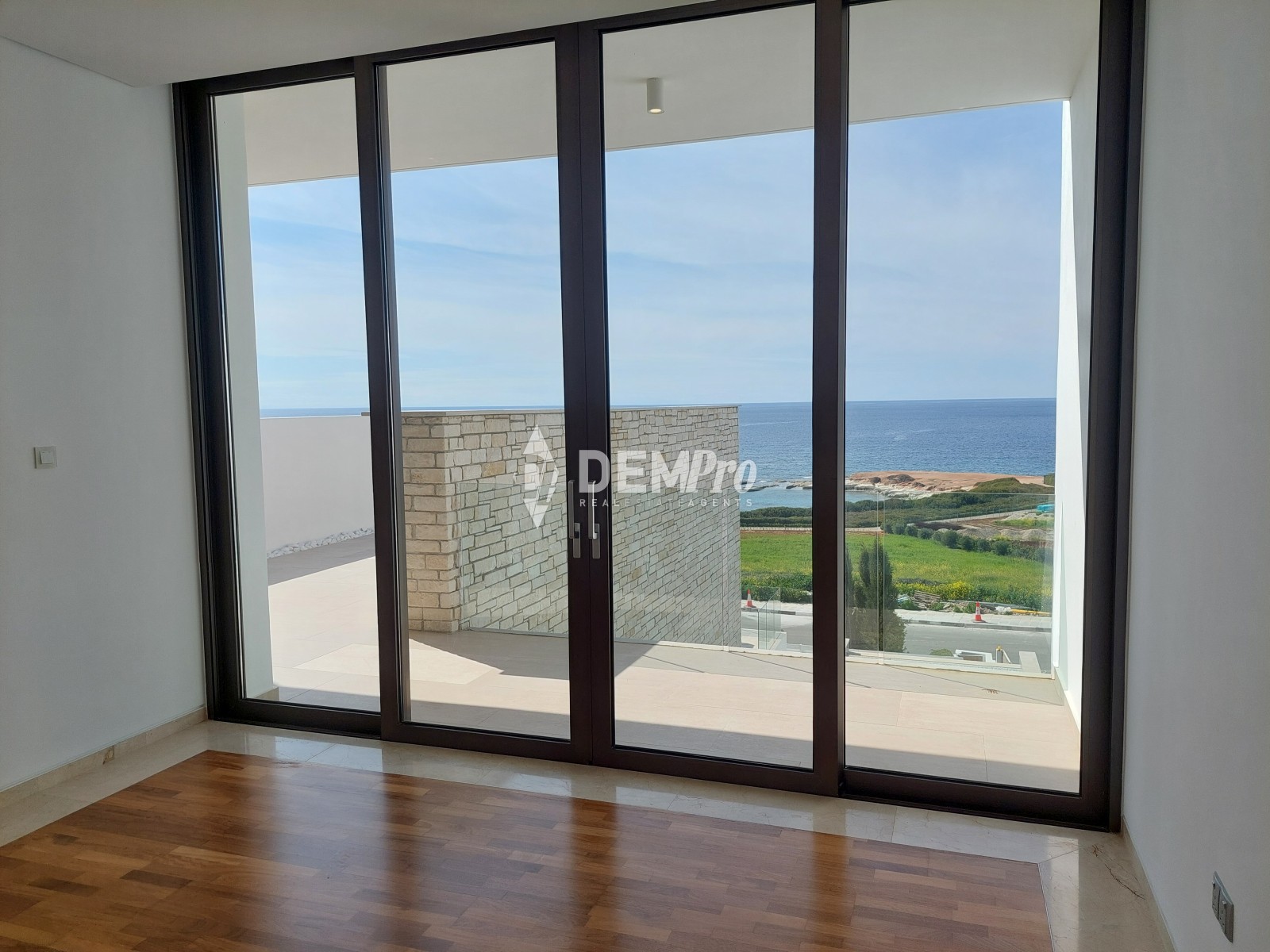 For Sale 5 Bedroom Luxury Villa in Cap St George - Sea Caves