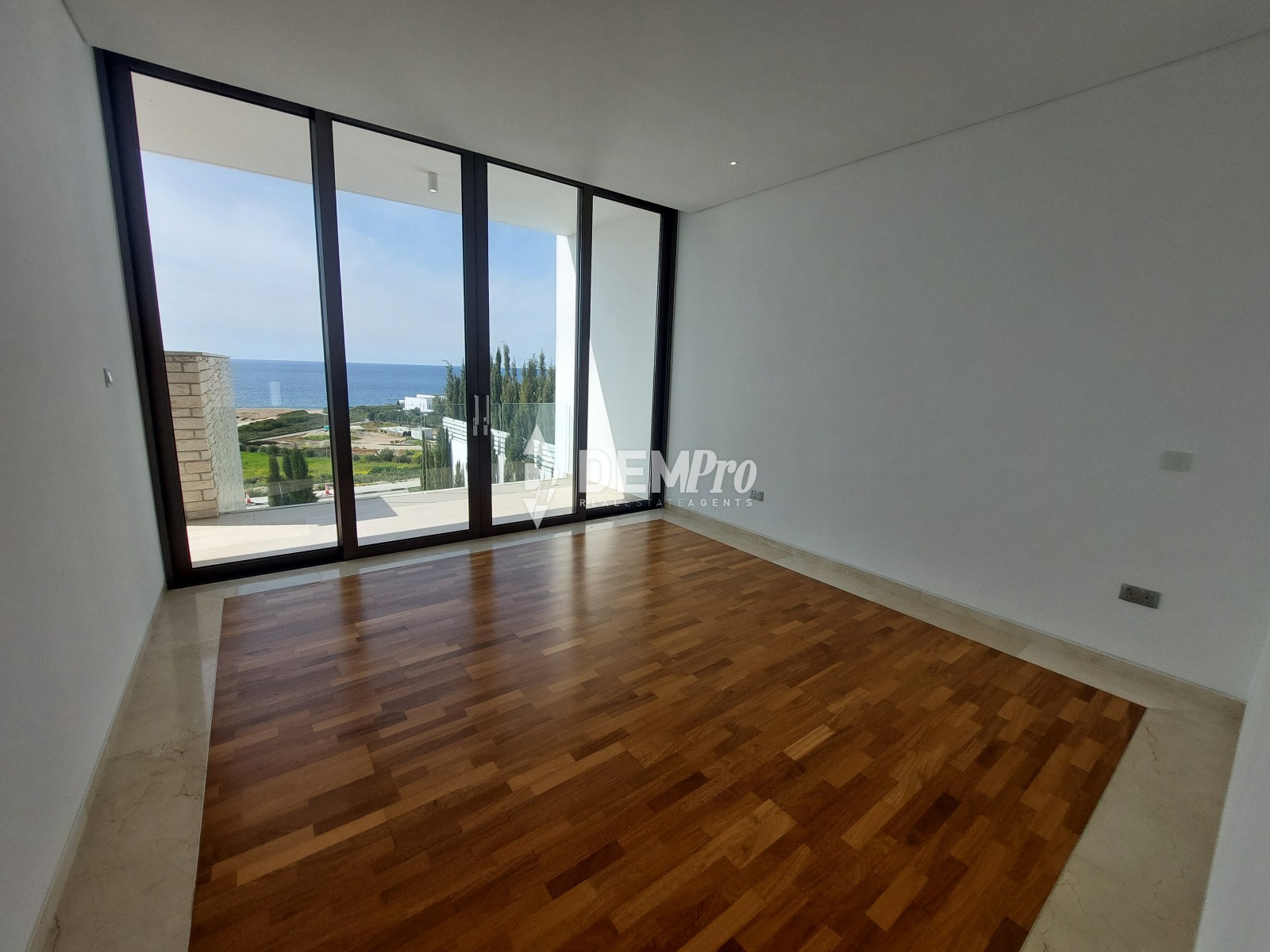 For Sale 5 Bedroom Luxury Villa in Cap St George - Sea Caves