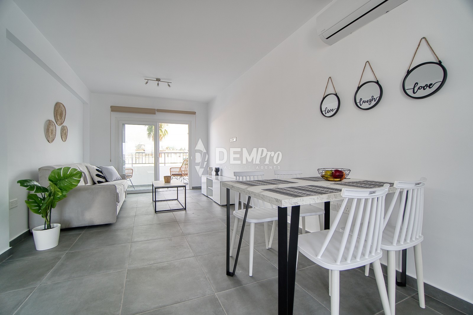 2 Bedroom Apartment - Kato Paphos 