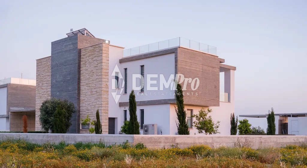 4 Bedroom Luxury Villa - Peyeia, Paphos