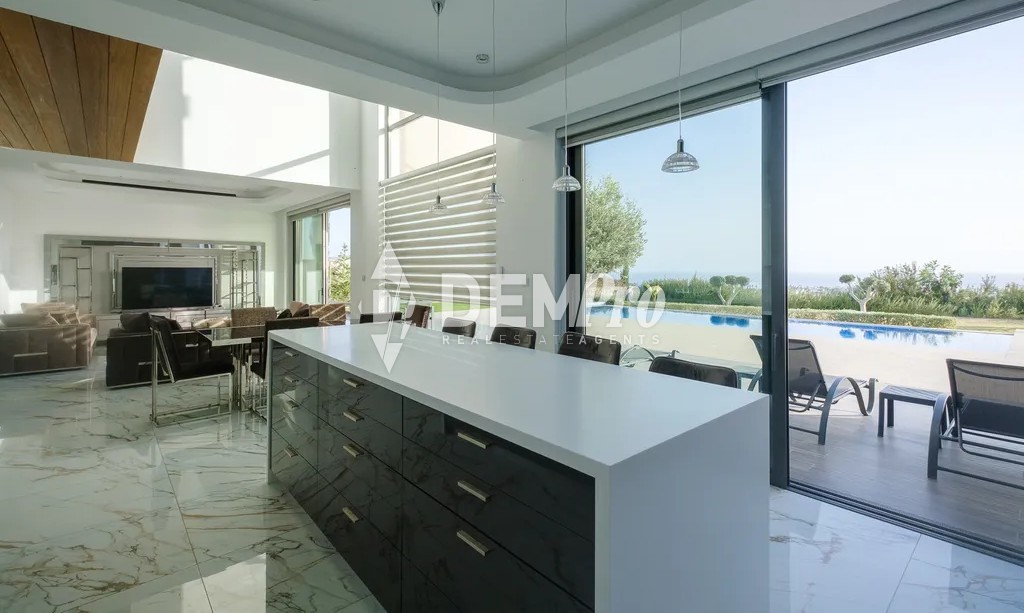 4 Bedroom Luxury Villa - Peyeia, Paphos