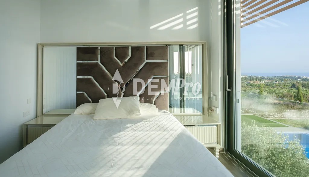 4 Bedroom Luxury Villa - Peyeia, Paphos