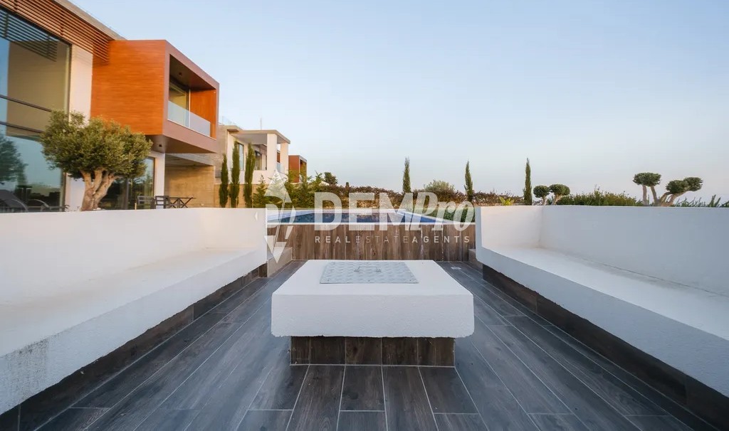 4 Bedroom Luxury Villa - Peyeia, Paphos