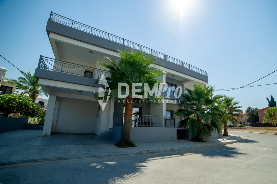 3 Bedroom Apartment Tombs of the Kings, Paphos