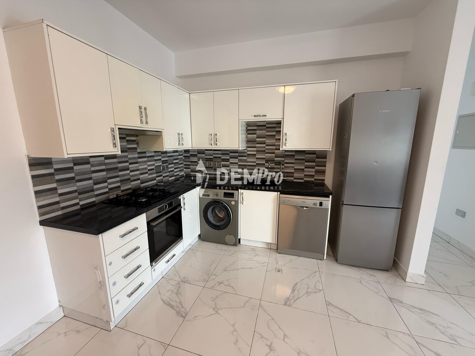 2 Bedroom Apartment Tombs of the Kings, Paphos
