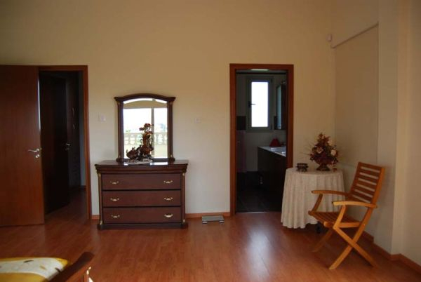 Super Luxury Villa Long Term Rent in Anarita