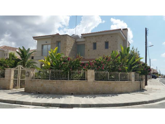 Luxury Villa for rent in Yeroskipou 