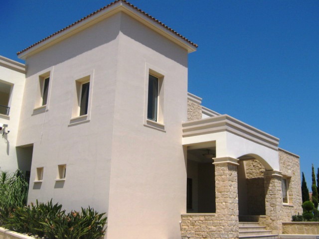 Exceptional 6 Bedroom Villa in Paphos