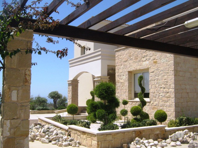 Exceptional 6 Bedroom Villa in Paphos