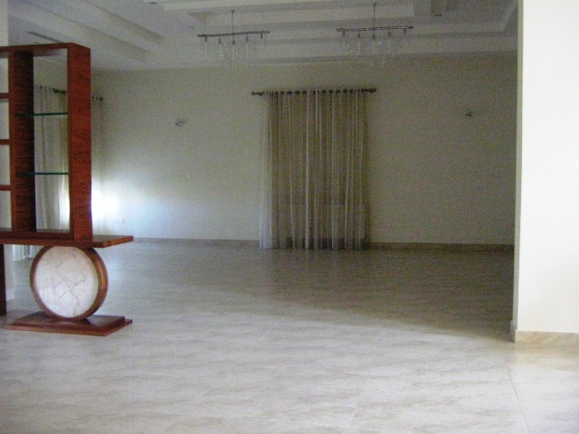 Exceptional 6 Bedroom Villa in Paphos