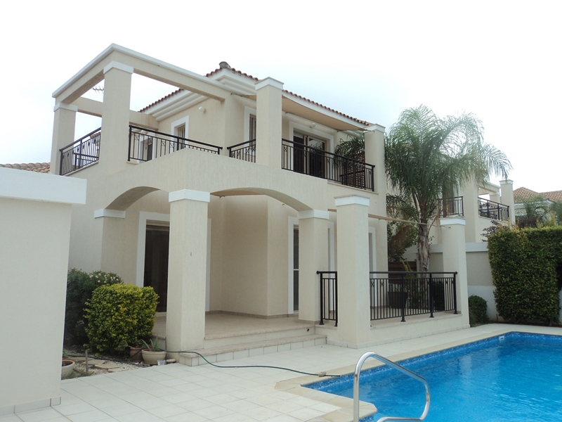Amazing 4 bed house for rent in Emba