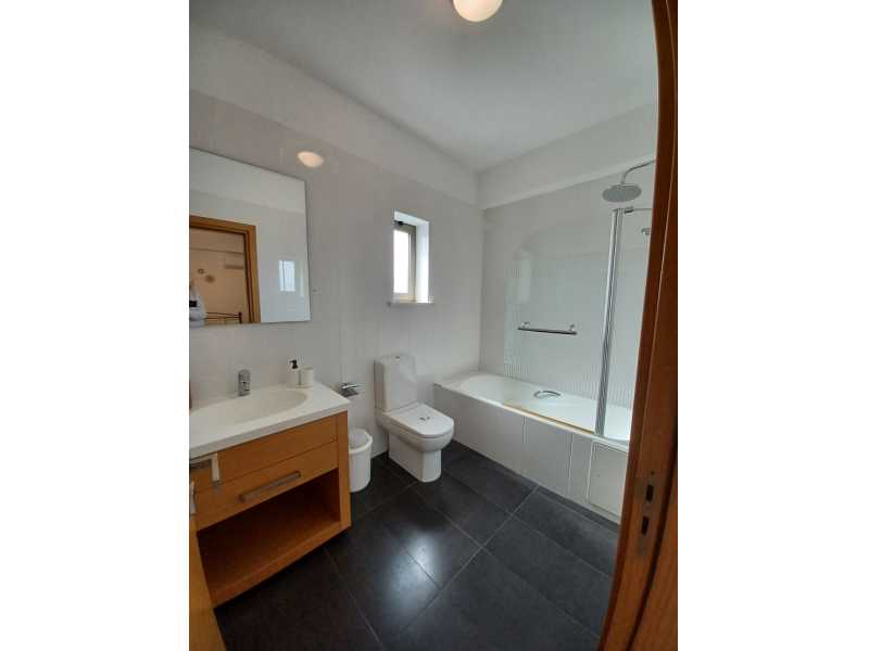 Modern Furnished 4 bed villa with pool