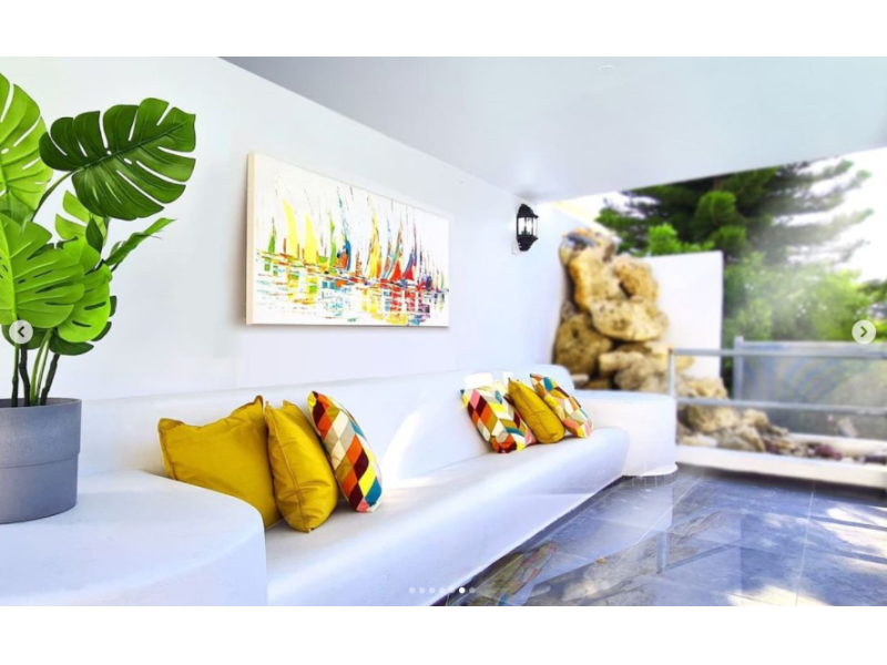 Modern Furnished 4 bed villa with pool