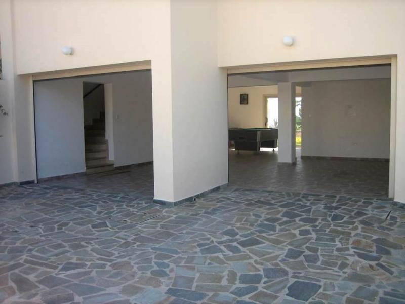 5 bedroom luxury detached villa long term