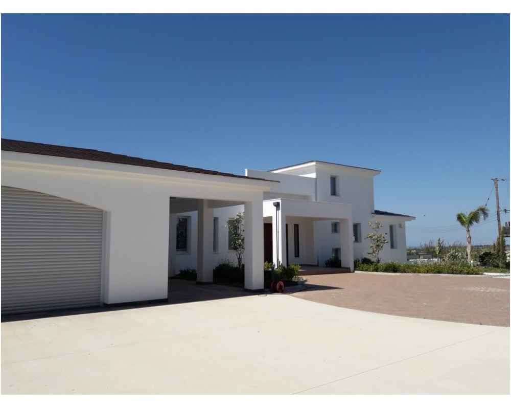 7 Bedrooms plus 8 bathrooms long term rentals