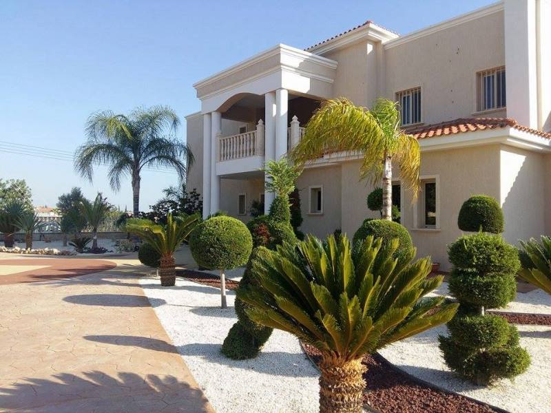 Luxury villa for long term rentals