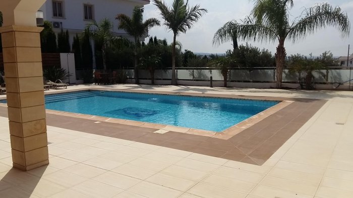 Luxury Villa in Paphos Peyia for long term rent 