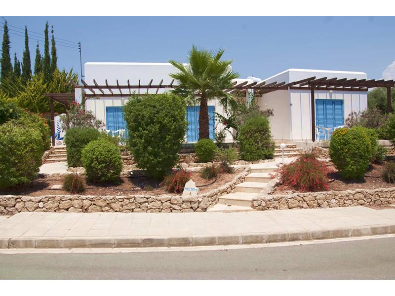 Lovely 3 bed bungalow for rent in Sea caves