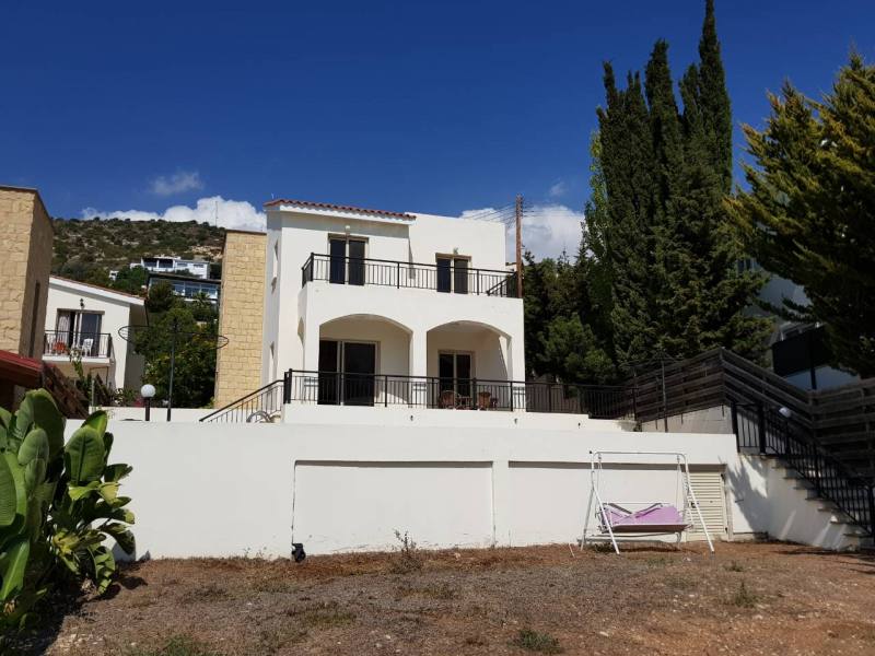 3 bedroom villa in Tala with amazing view for long term rental