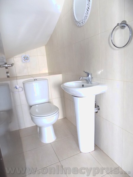 spacious 4 bedroom detached house for rent in Anarita