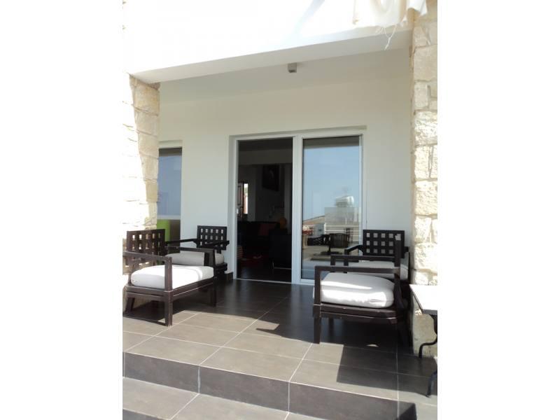 4 bed villa in Tremithousa