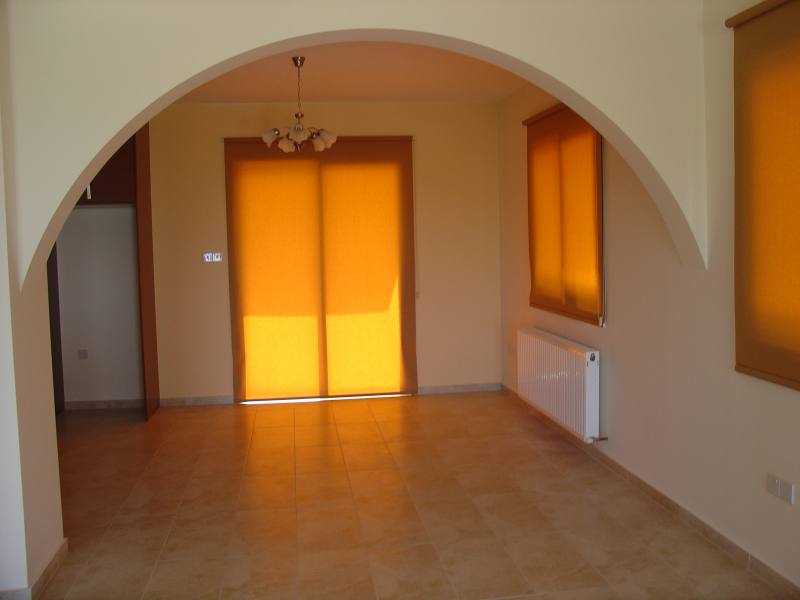 3 bedroom house with central heating