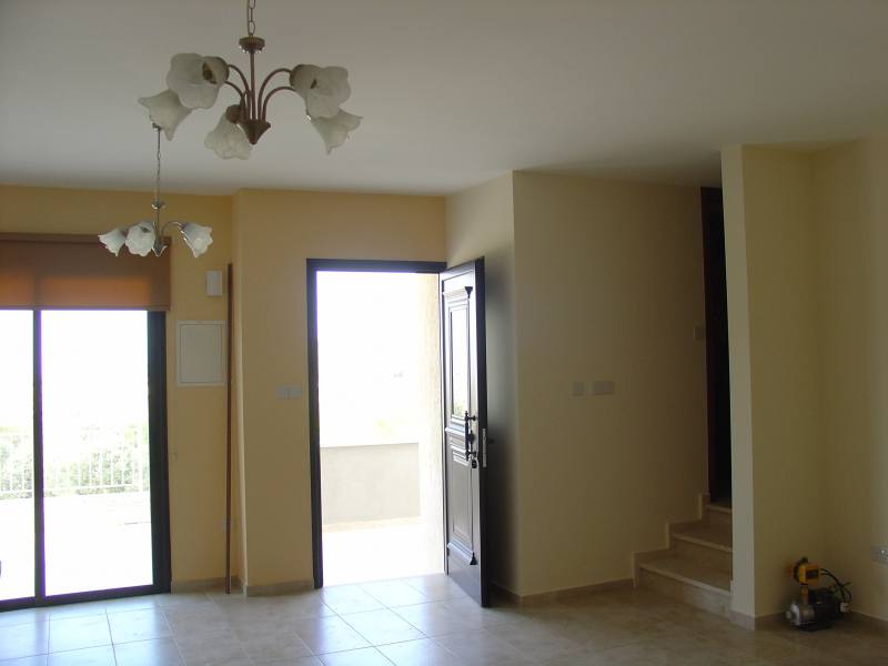 3 bedroom house with central heating