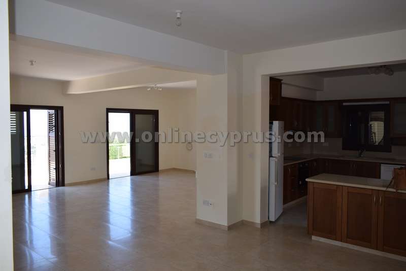 Luxurious 5 bedroom villa in Geroskipou area 