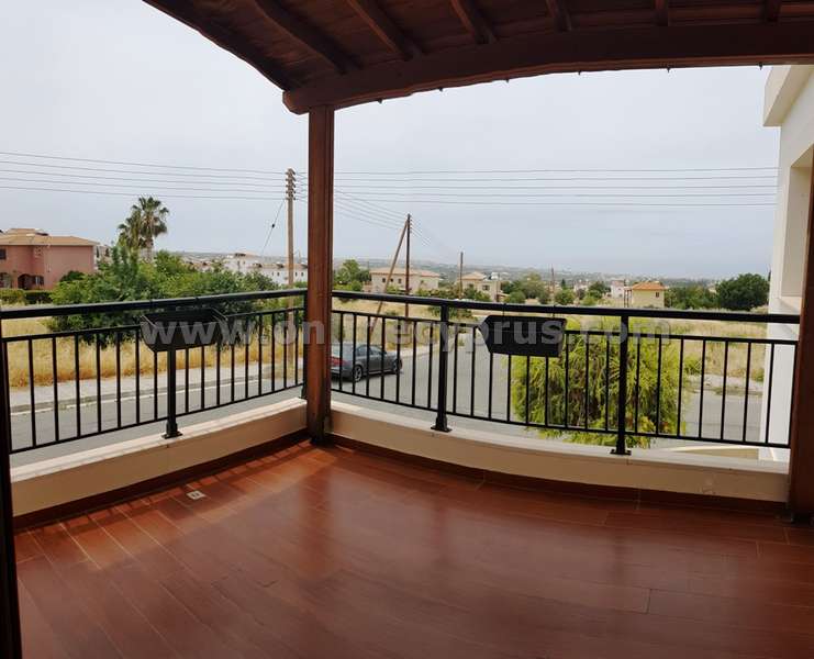 Luxury 2 bed apartmetn with sea view