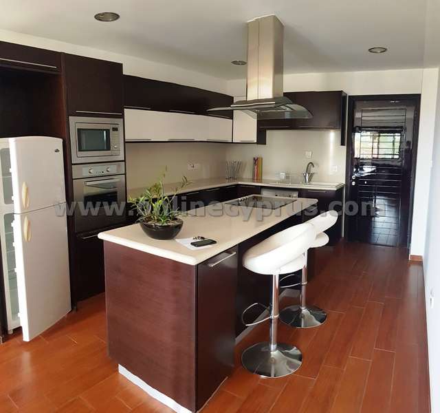 Luxury 2 bed apartmetn with sea view