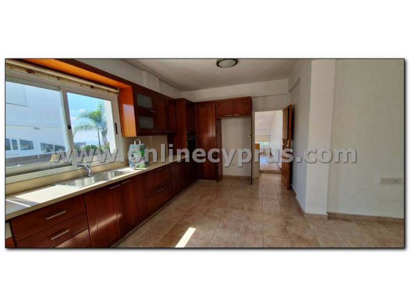 4 bedroom house in Konia