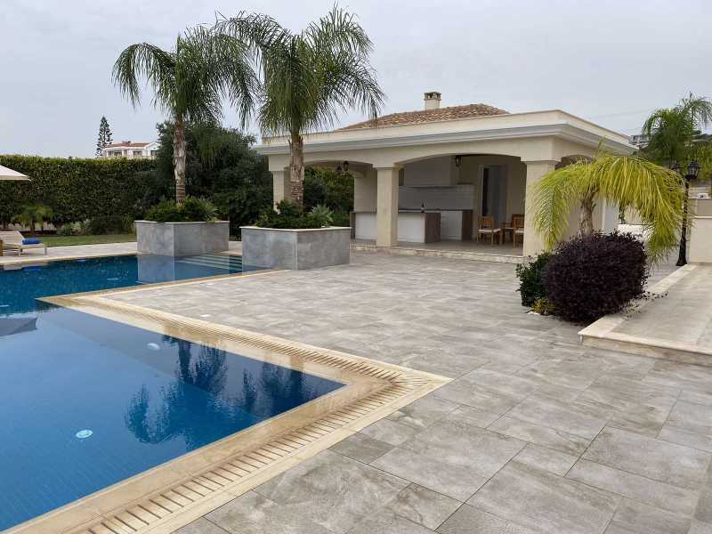 Luxury villa for Long term rent