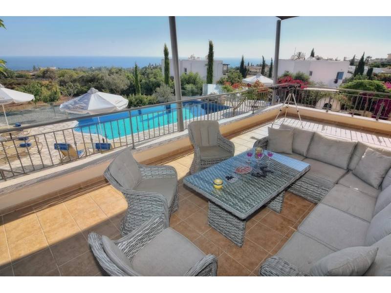 5 bedroom luxury house for rent in Se Caves with views