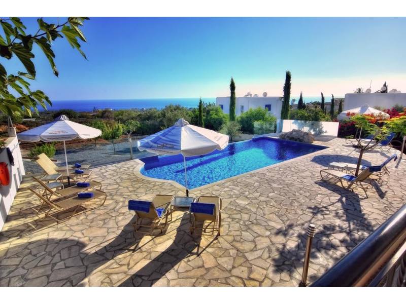 5 bedroom luxury house for rent in Se Caves with views