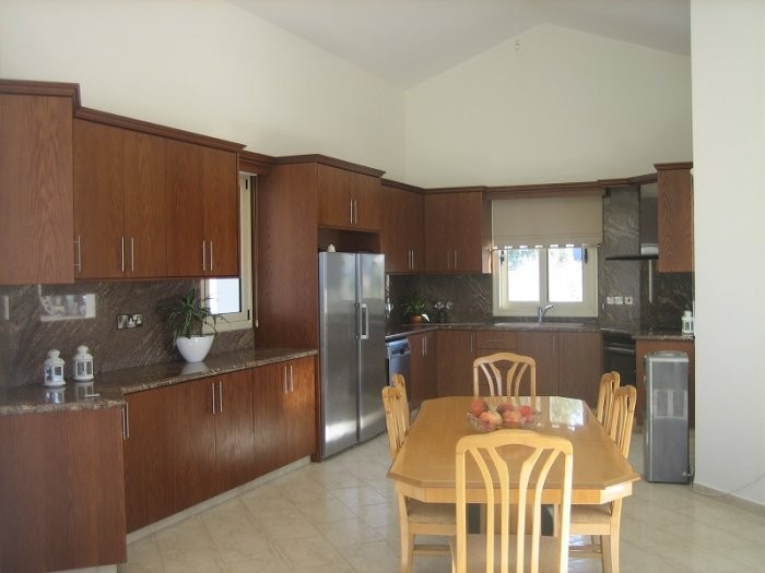 5 bedroom luxury house for rent in Se Caves with views