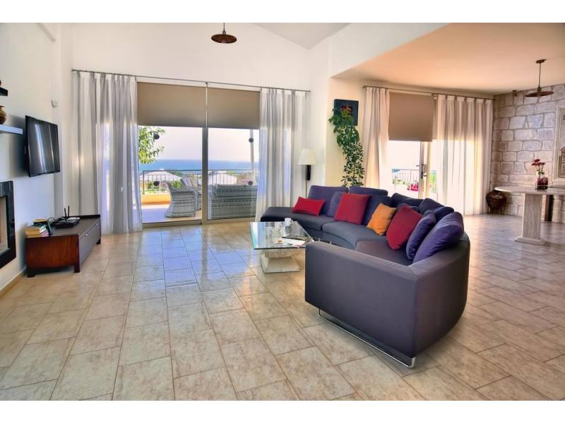 5 bedroom luxury house for rent in Se Caves with views