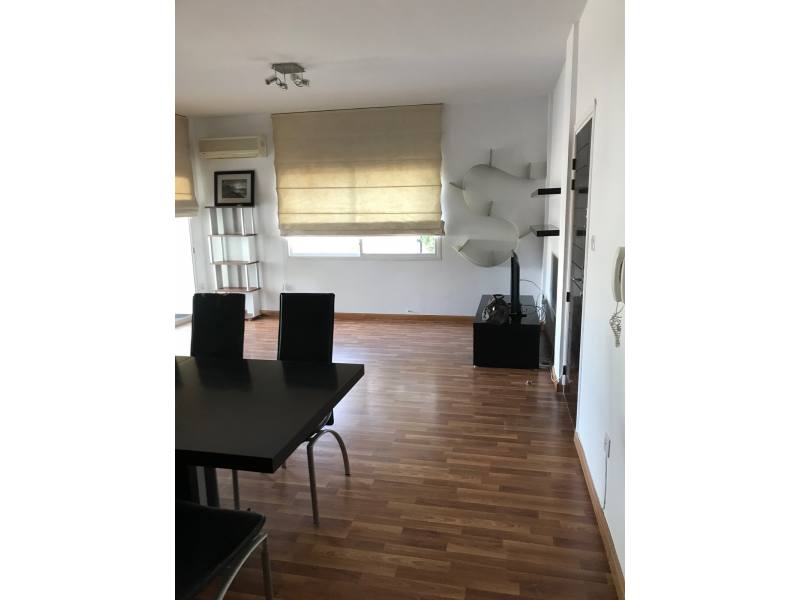 2 bedroom renovated apartment 