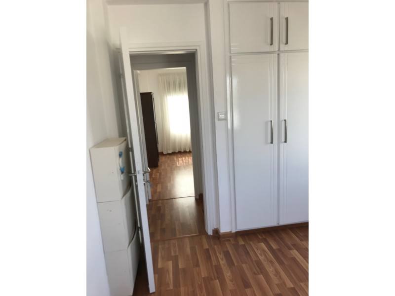 2 bedroom renovated apartment 