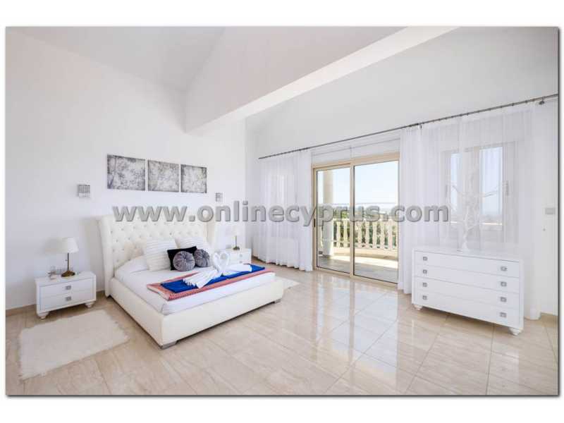 Spectacular 7 bedroom villa for long term rent 
