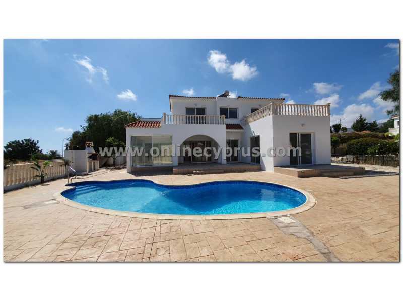 Detached Villa with amazing views 