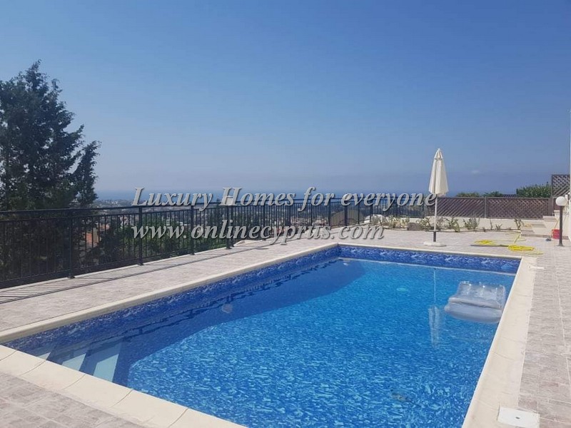 4 bed villa with amazing view 