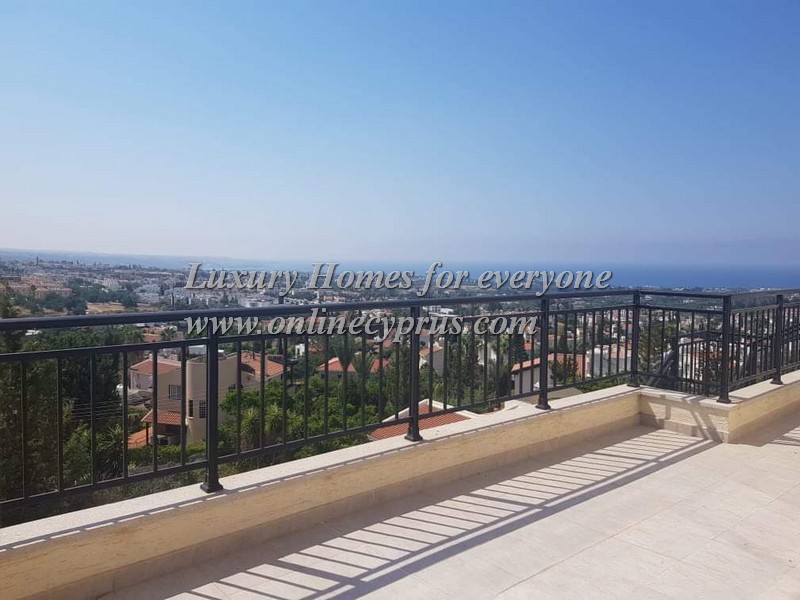 4 bed villa with amazing view 