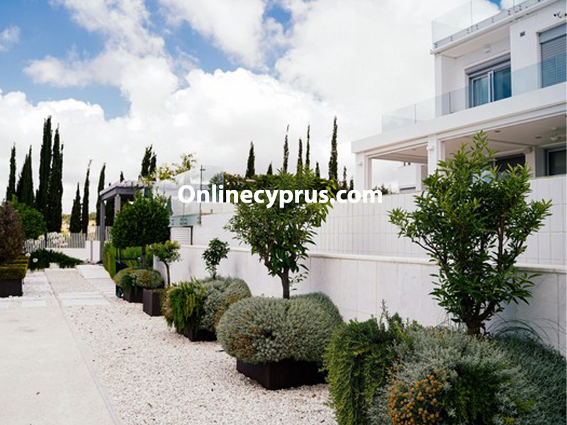 Luxury 5-Bedroom Villa in Pegeia, Paphos