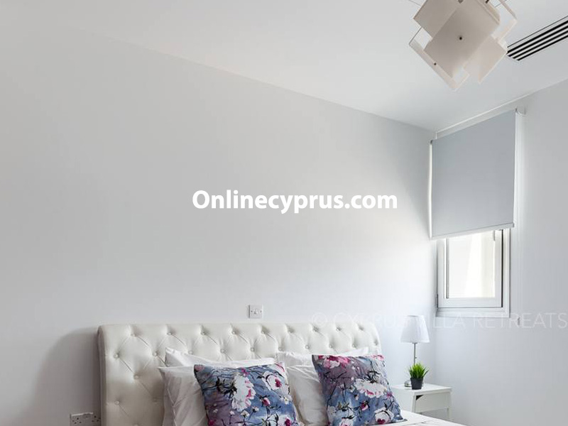 Luxury 7 bed villa in peyia for log term rent