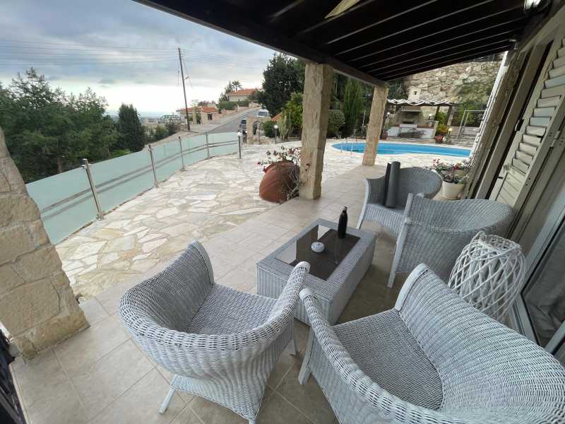 3 Bedroom furnished villa in Kamares