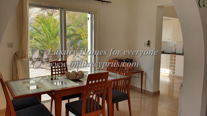 3 Bedroom furnished villa in Kamares